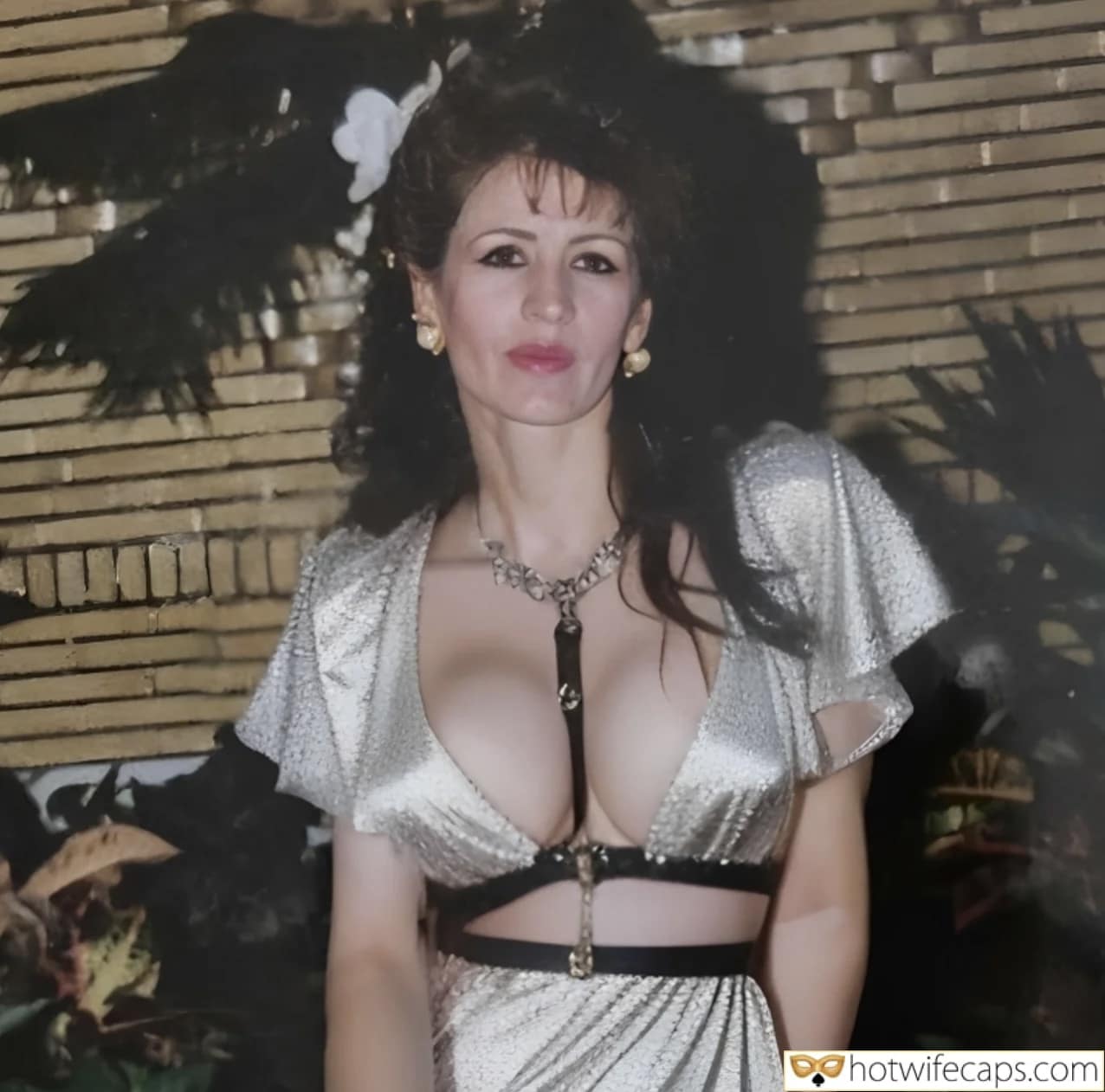 wifesharing submitted by users my favourite too big wife flashing femdom cuckold  hotwife caption This Mommy is so sexy!