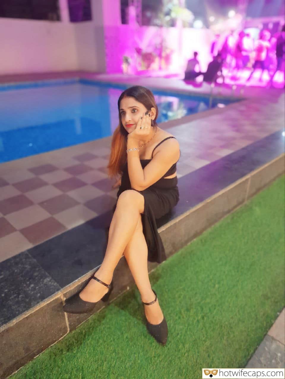 my favourite wife flashing cum dump hotwife anklet  hotwife caption Indian aunty in the swimming pool